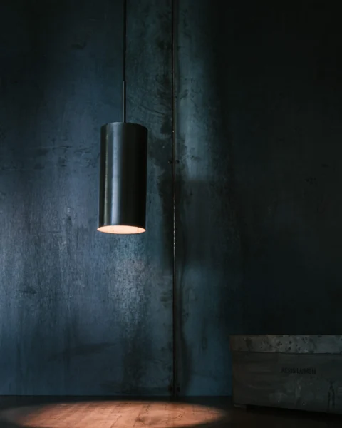 TUBE Sort kobberlampe